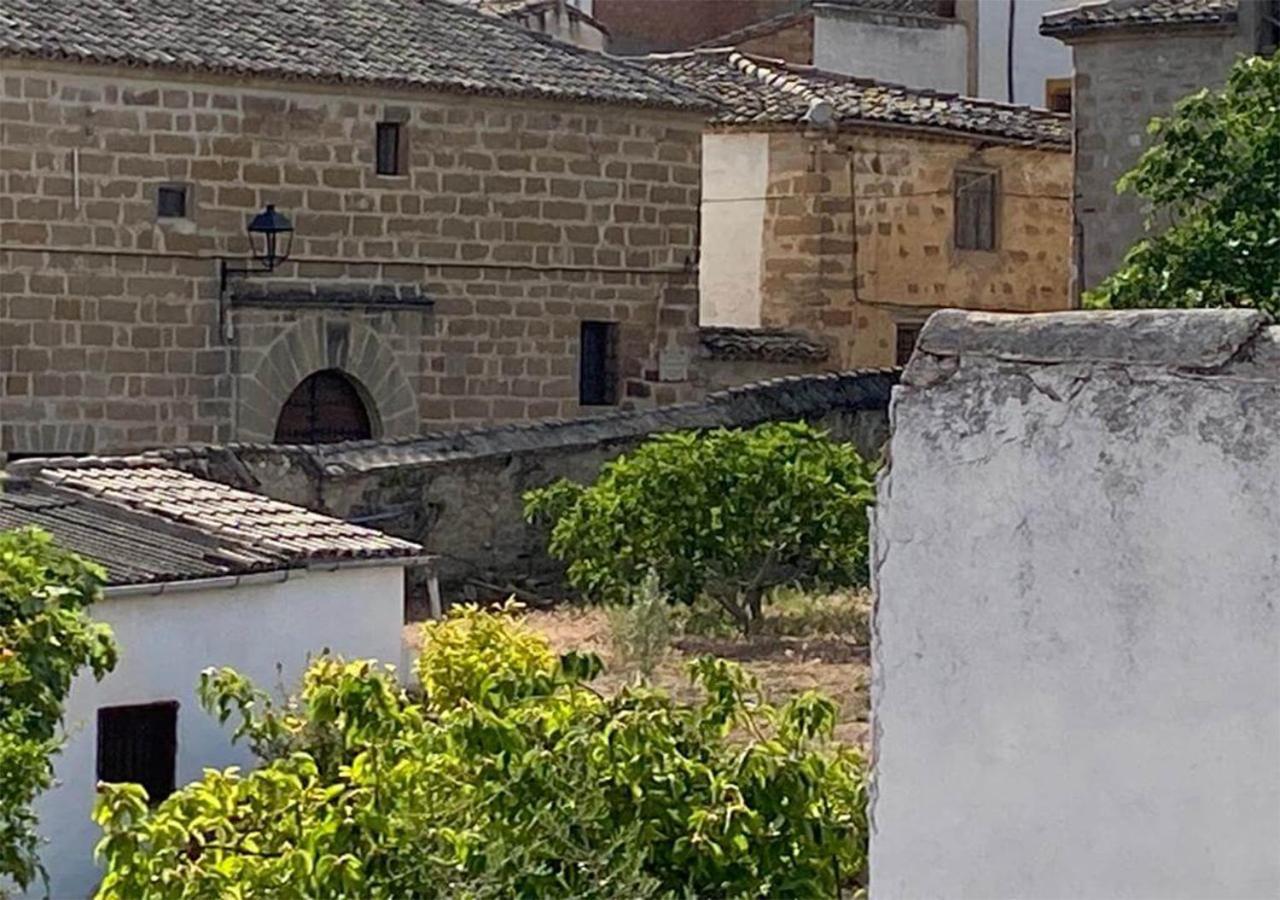 Oteses11 Baeza Exterior foto